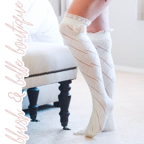 Blush & Belle Accessories - Knee High Lace Trim Bow Socks IVORY